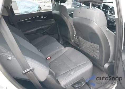 2017 Kia Sorento 2.4L Lx z USA, uszkodzony, nr VIN 5XYPG4A32HG246967